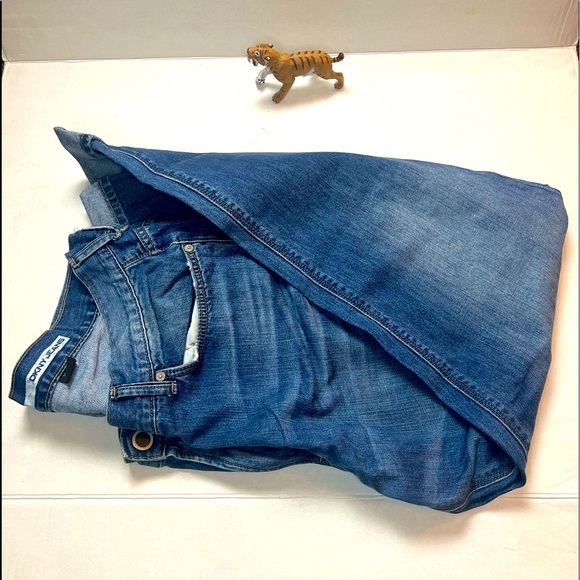 DKNY Jeans 38x32 - Picture 3 of 6